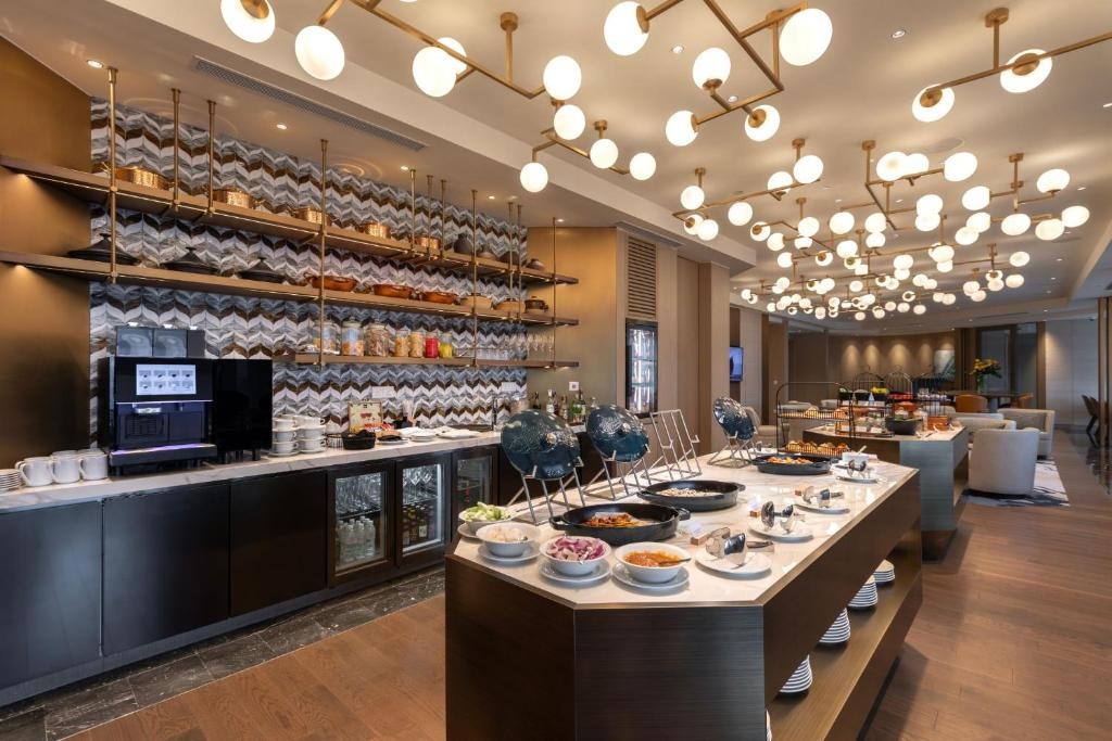 هتل کرون پلازا